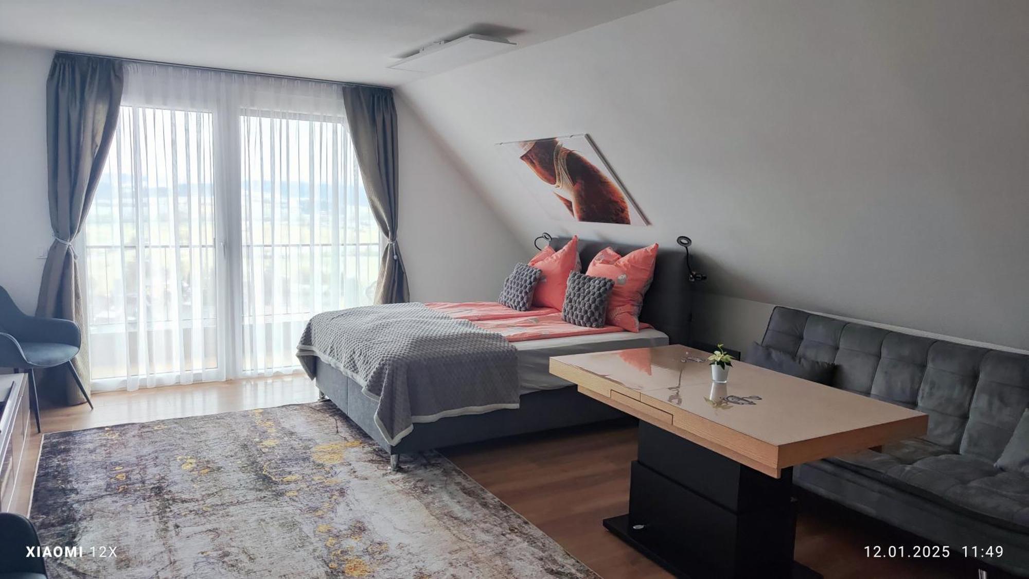 Schicke Ferien Wohnung Mit Tollem Ausblick In Schwarzwald. 菲林根-施文宁根 外观 照片